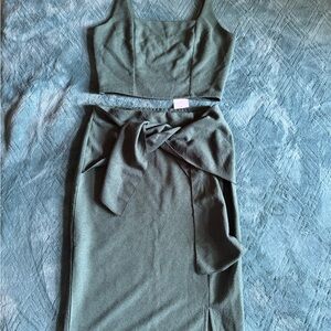 Elegant Forest Green Midi Dress